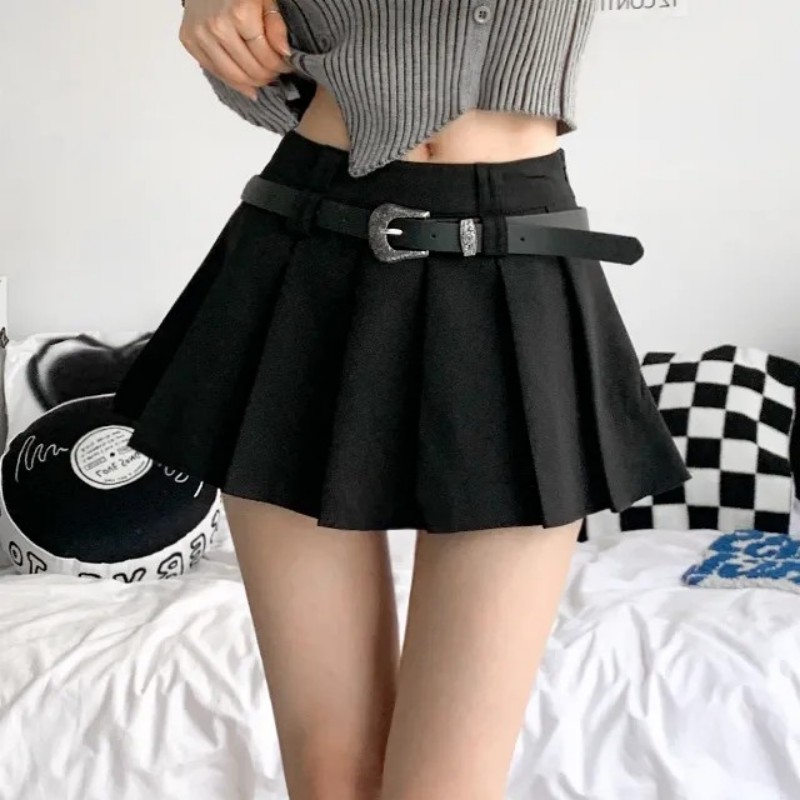 Korean chic pleated short skirt sexy high waist slim hot girl A-line skirt with belt