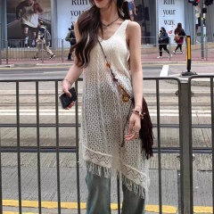 2025 spring and summer Korean hollow blouse vest V-neck lazy loose loose slim knitted layered top for women