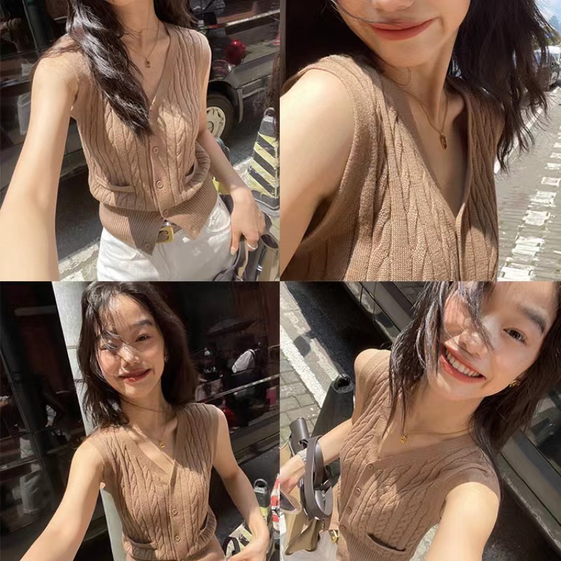 HEYGIRL Black Brother Brandon College Old Qian Style V-neck Knitted Cardigan Female Autumn Temperament Sleeveless Vest Vest