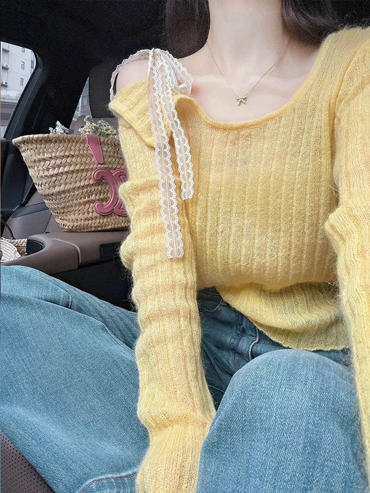 2025 Spring New French Temperature Top High-end Design Super Beautiful Unique Yellow Knitted Top for Women