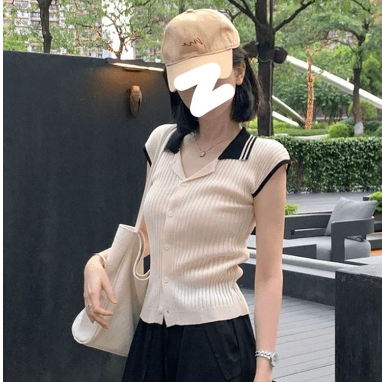 Ice silk knitted v-neck short-sleeved T-shirt for women in summer thin design slim shoulder short sweet and spicy small top