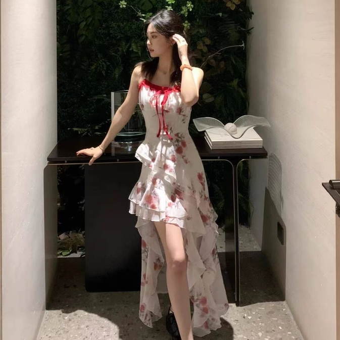 Korean tea breaks with ruffled floral suspender dress for women in summer irregular and beautiful seaside vacation style waist-hugging long skirt
