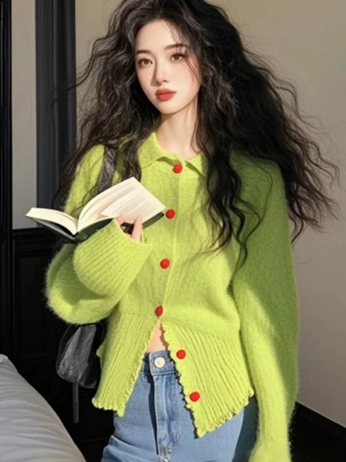 Green loose wool knitted cardigan for women dopamine Korean high-end lazy style top 2025 new spring