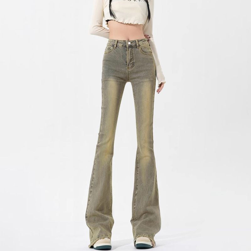Personalized versatile jeans for women in spring and autumn new style to make them look slim and high waist slim and cover the flesh with a micro-flare horseshoe jeans trendy
