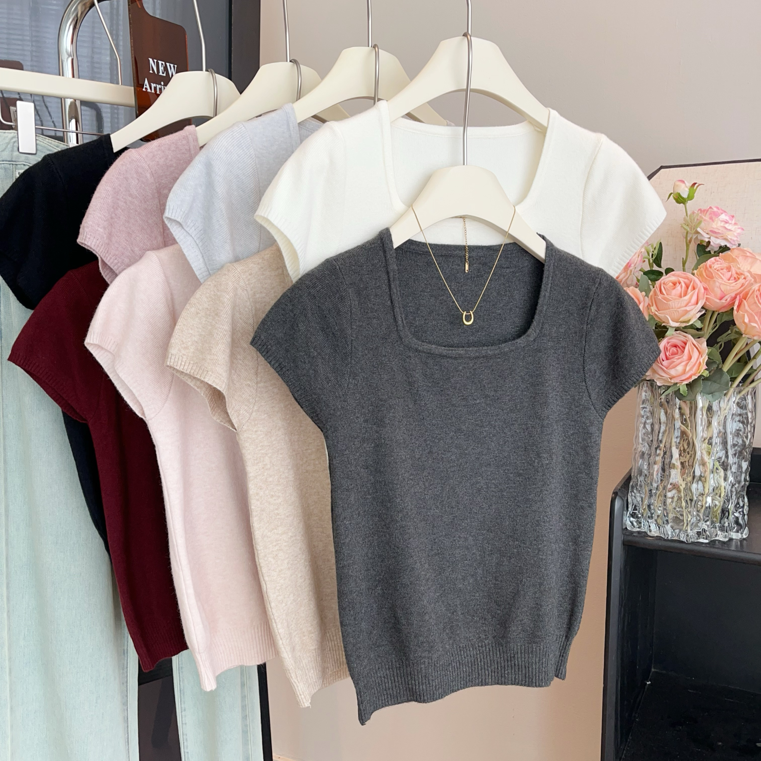 Thirteen-row square collar exposed collarbone short-sleeved knitted T-shirt for women early autumn new Korean slim short base shirt top