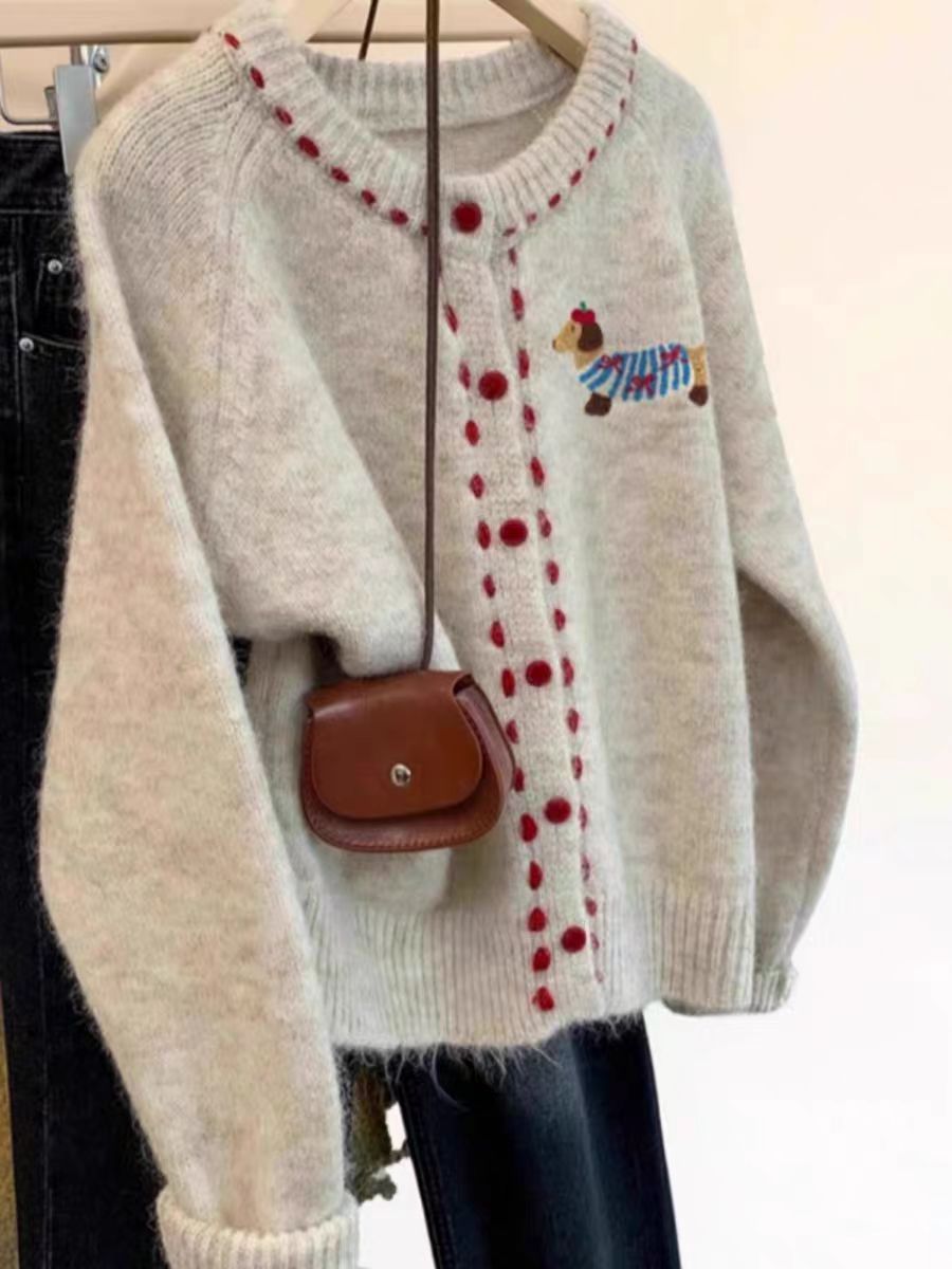 2025 early spring new apricot soft glutinous thick round neck sweater jacket for women's design lazy knitted cardigan top