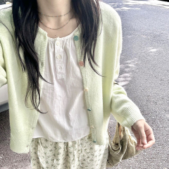 Retro literary light green sweater cardigan jacket for women 2025 spring new style