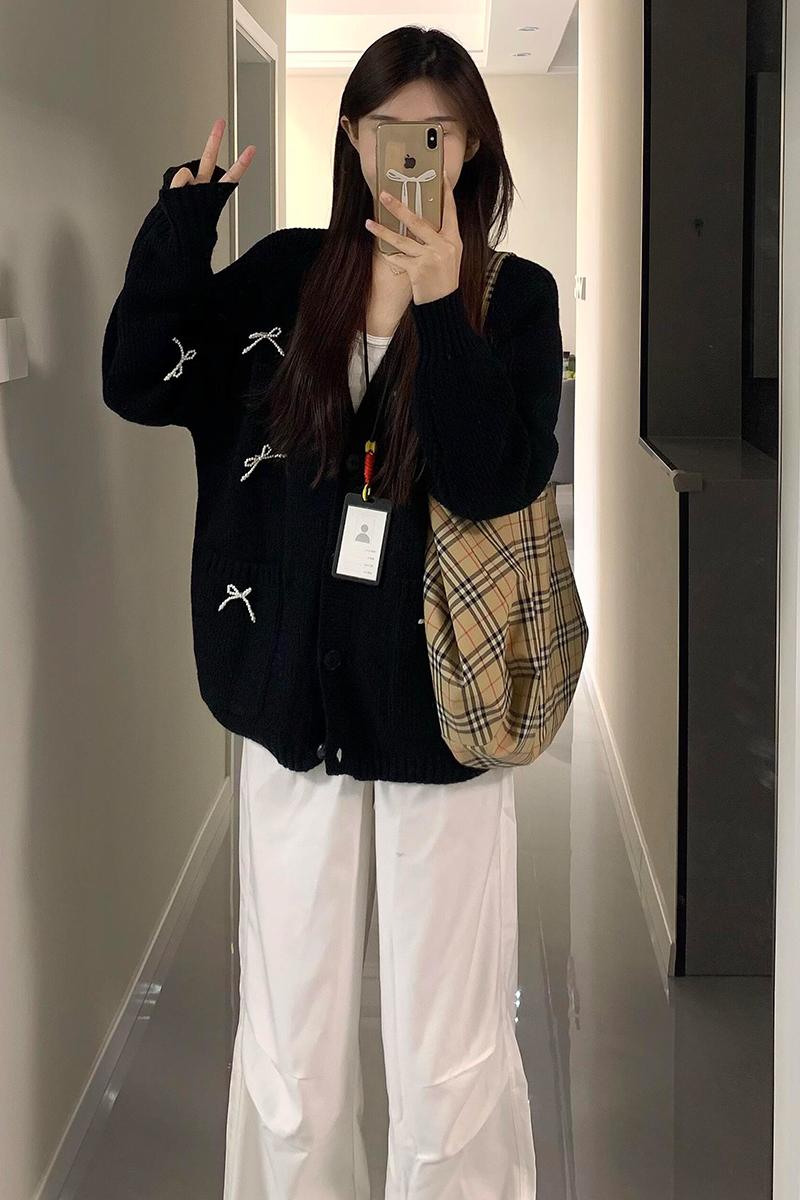 Korean black V-neck bow sweater cardigan for women in autumn and winter loose style design knitted jacket top