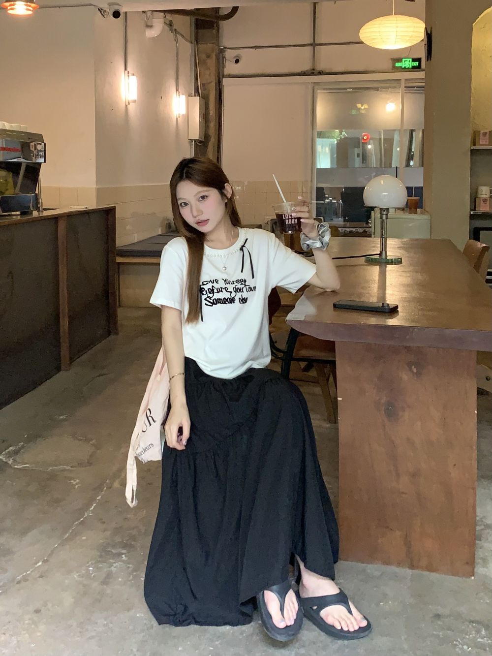 Real shot French front shoulder butterfly beaded short-sleeved letter T-shirt + high-waisted versatile skirt