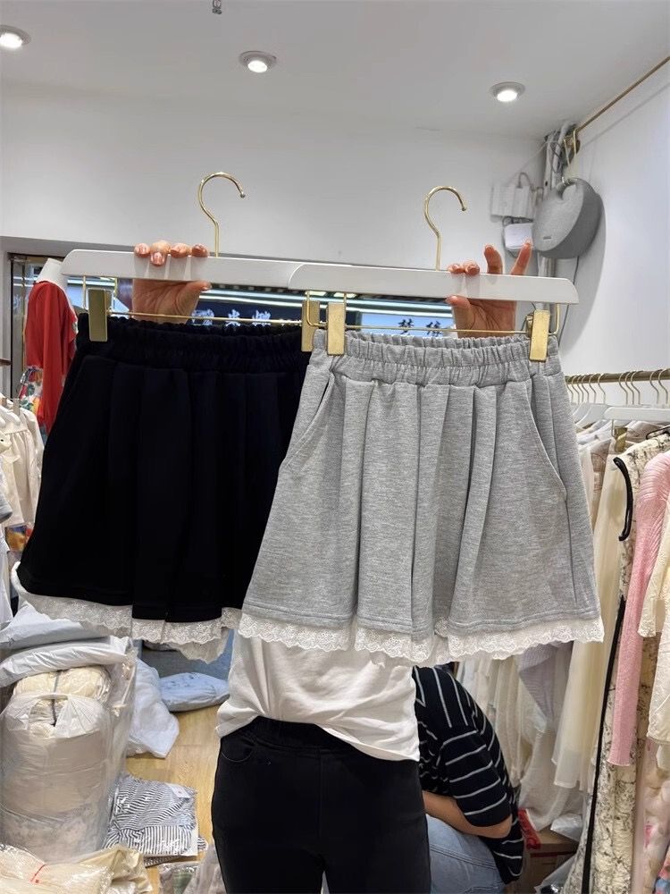 Korean lace lace casual pants for women in summer, versatile slim and elastic waist loose gray wide-leg pants sports shorts