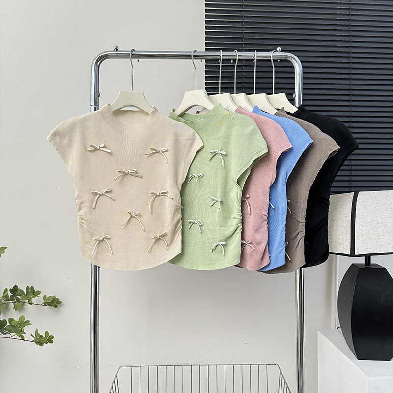 Gentle style pink three-dimensional bow short-sleeved knitted vest for women in summer design pleated small flying sleeve top trendy