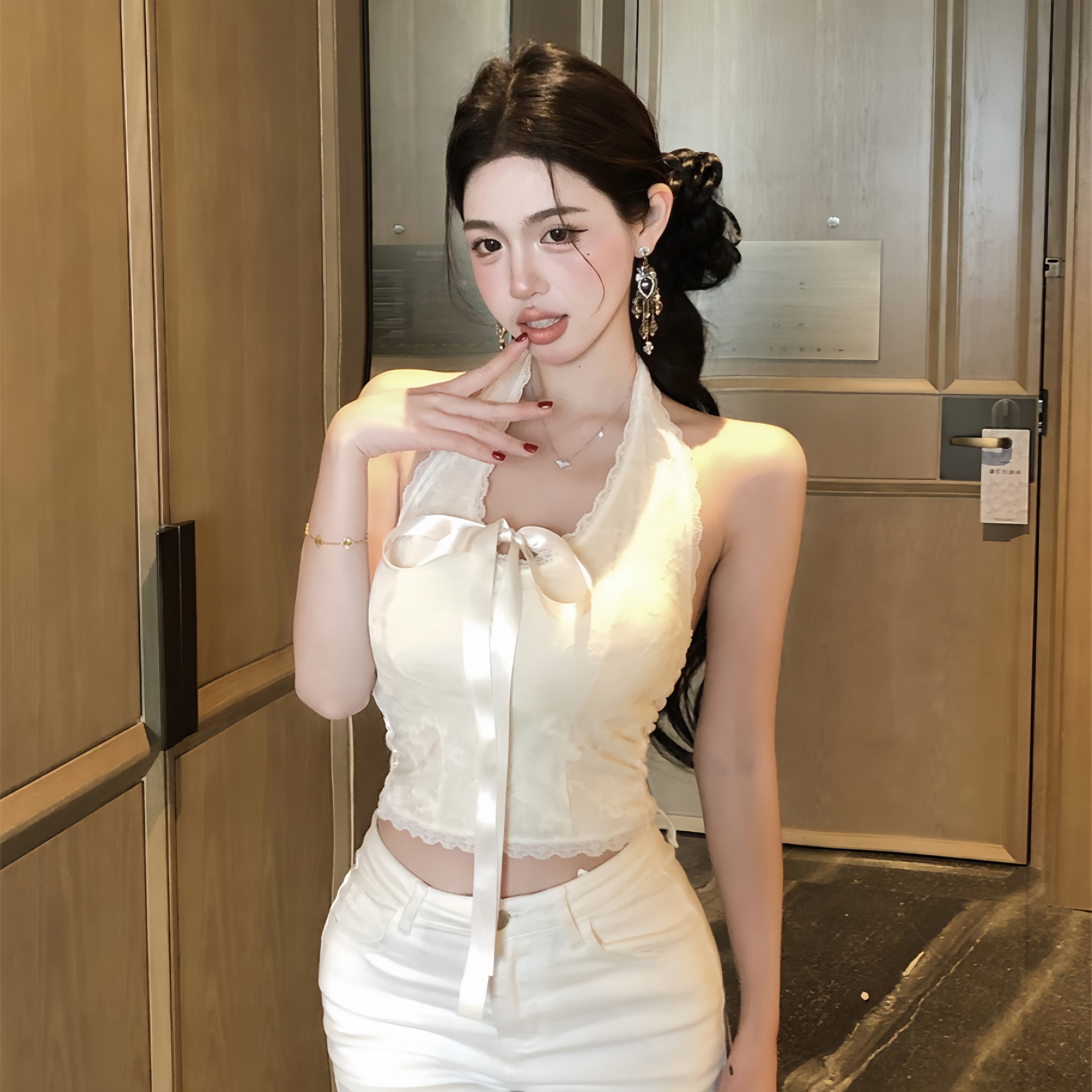海島多巴胺掛脖蕾絲吊帶背心女外穿夏泰式辣妹魚骨抹胸小上衣絕美