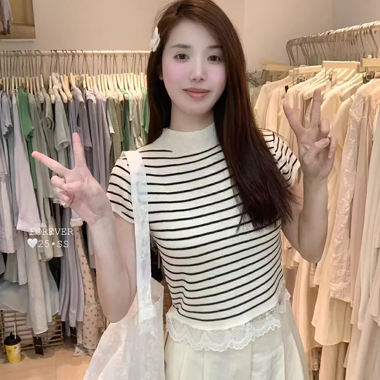 New summer slim fit and contrasting striped design for women