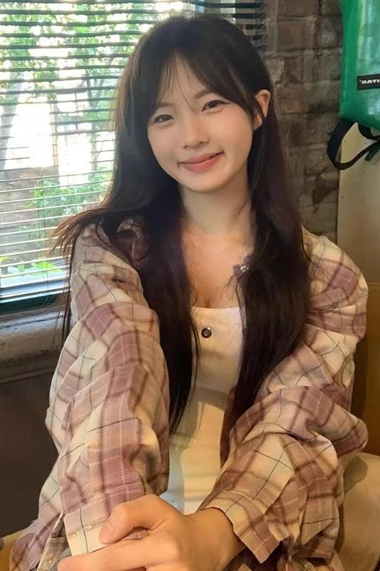 New spring and autumn loose long-sleeved pink plaid shirt for women Korean pink retro lazy style sunscreen cardigan jacket