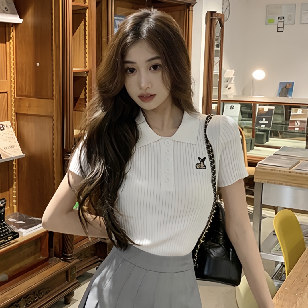 邱肉瑤 春季Polo白色短款修身學院風可愛顯瘦chic港味上衣短袖女