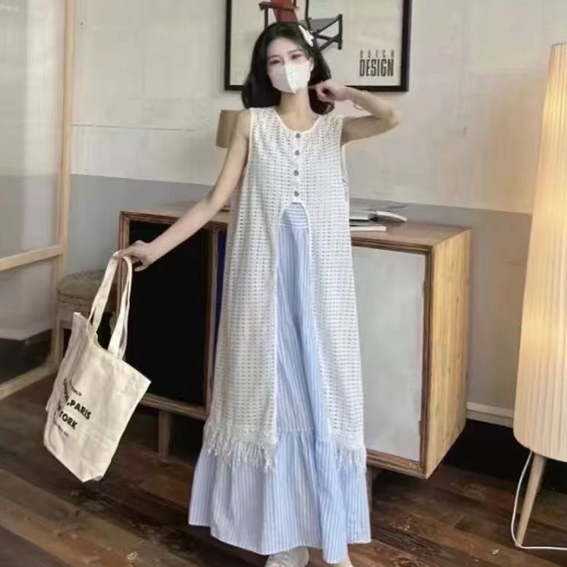 Korean design niche lace knitted dress for women in summer new style slit hollow layered blouse skirt long skirt