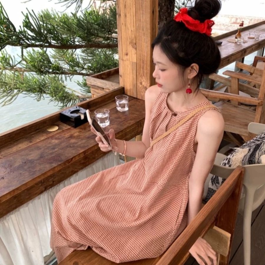 Korean versatile sweet plaid round neck dress for women in summer new loose mid-length A-line vest skirt
