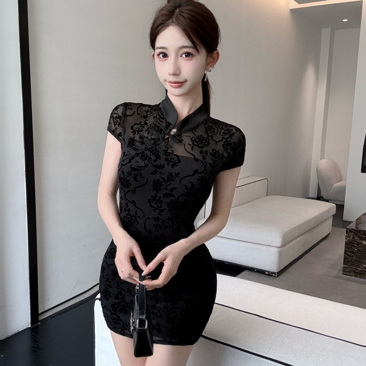 Real shot of new Chinese-style modified cheongsam celebrity temperament slim and slim retro girlish dress