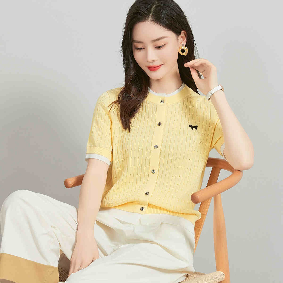 Knitted sweater short-sleeved mulberry silk summer age-reducing jacquard short-sleeved cardigan top knitted sweater women
