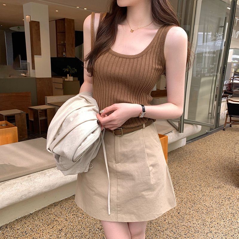 Real photos of pure sexy hot girl suspender vest women 2025 new summer outerwear design sleeveless top