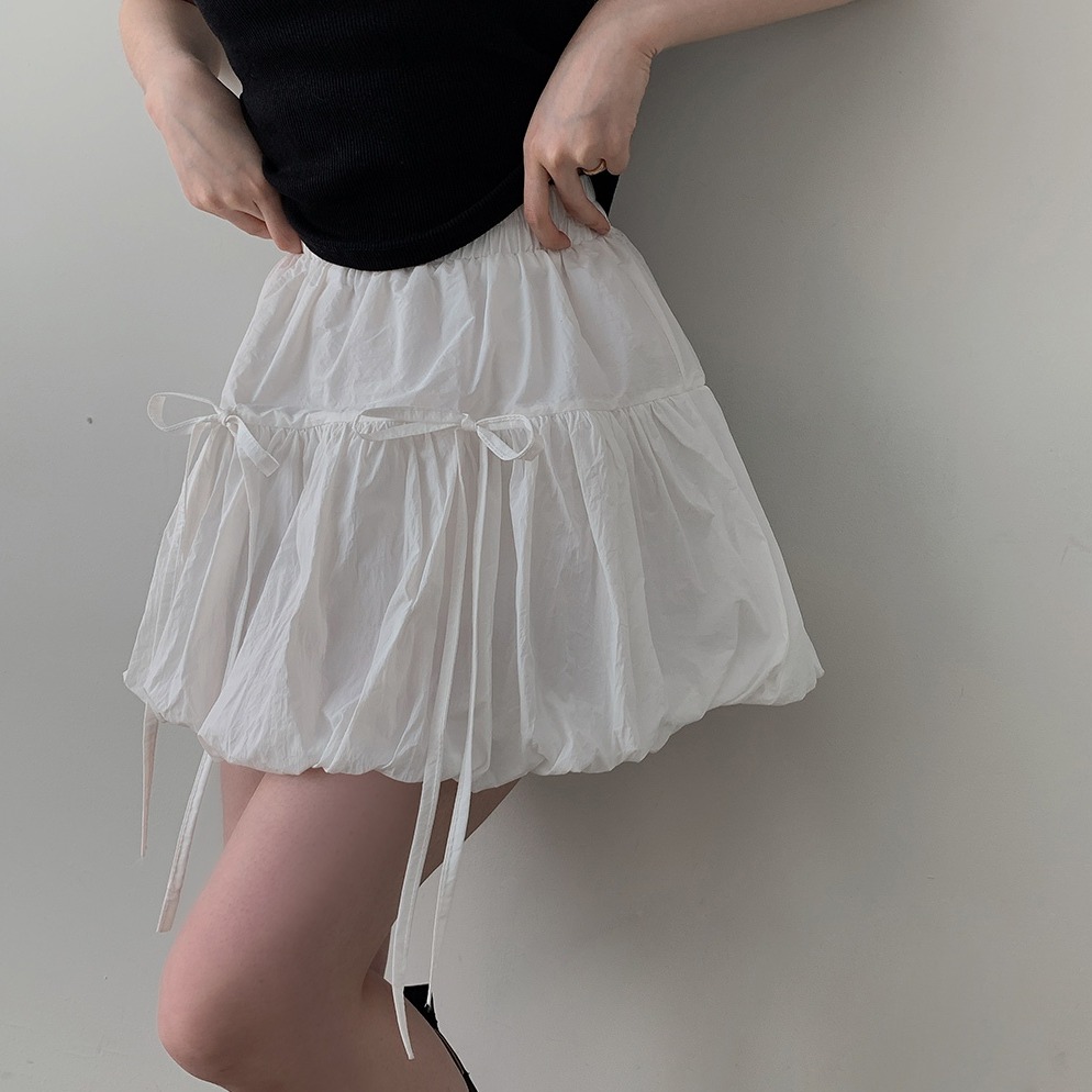 Korean chic design-sensing skirt elastic waist pleated straps flower buds covering hips to make it look slim lantern skirt