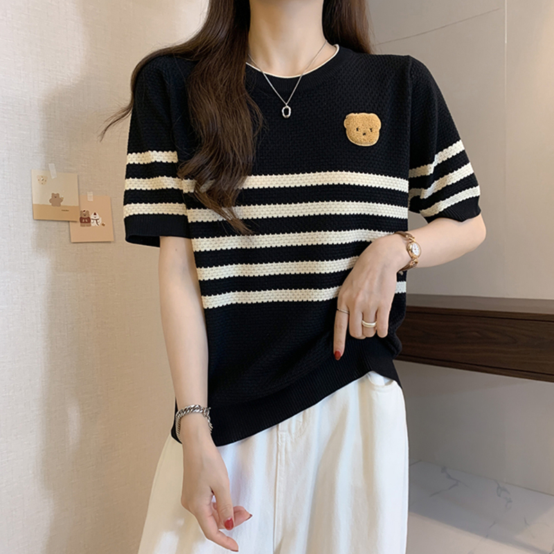 New summer style trendy age-reducing striped ice silk base shirt for women with versatile outside wear to cover their belly and make them look slimming short-sleeved T-shirt