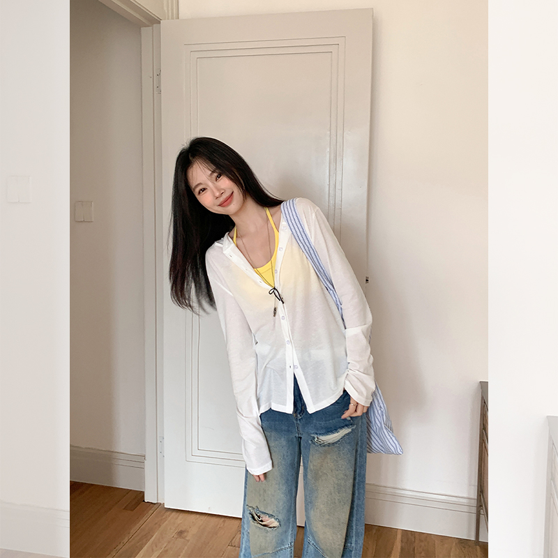 Real photo of lazy style long-sleeved T-shirt for women in summer, loose and slim and versatile sunscreen shirt cardigan top