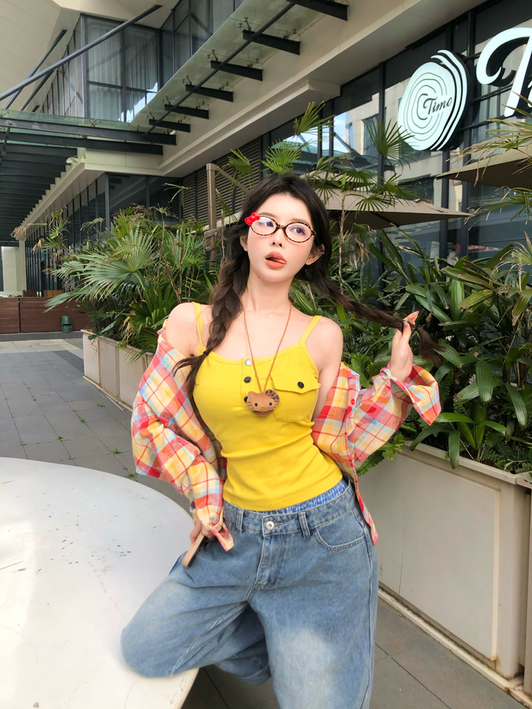 Real photo of yellow pit strip retro slim casual pocket versatile suspender vest