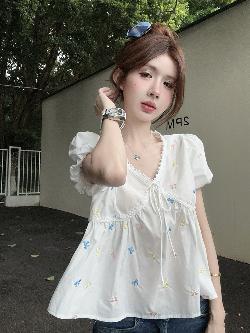 實拍~夏季新款別致甜美系帶V領泡泡袖襯衫女減齡小個子上衣女