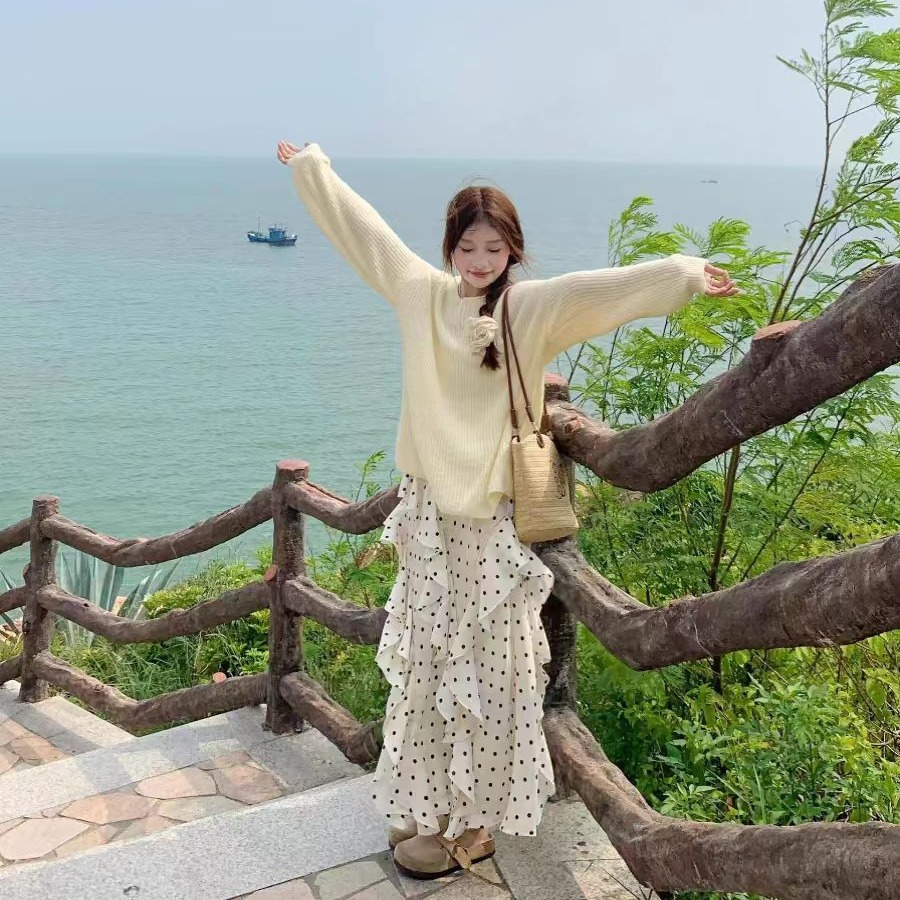 2025 Spring New Korean Relaxed and Loafy Style Knit Top with Lace-up Hoodie Cashmere Long Sleeve Top for Women