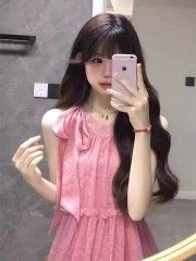 French temperament small person high-end exquisite A-line pink halter neck suspender dress for women in summer 2025 new style