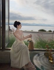 2025 summer women's clothing Yunnan Dali seaside vacation style dress wearing diamond exquisite high-end lazy suspender skirt