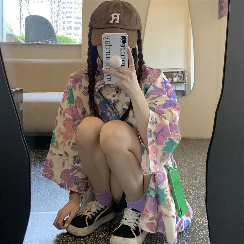 Contrasting color flower printed shirt for women loose and slim students Korean style Japanese short half-sleeved