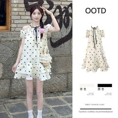 Holiday style small off-shoulder halter neck dress for women's summer skirt loose short-sleeved polka dot temperament polka doll skirt