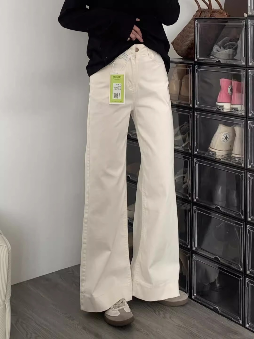 145 small white jeans for women in Hong Kong style retro high waist slim and loose without legs slightly flared wide-leg pants