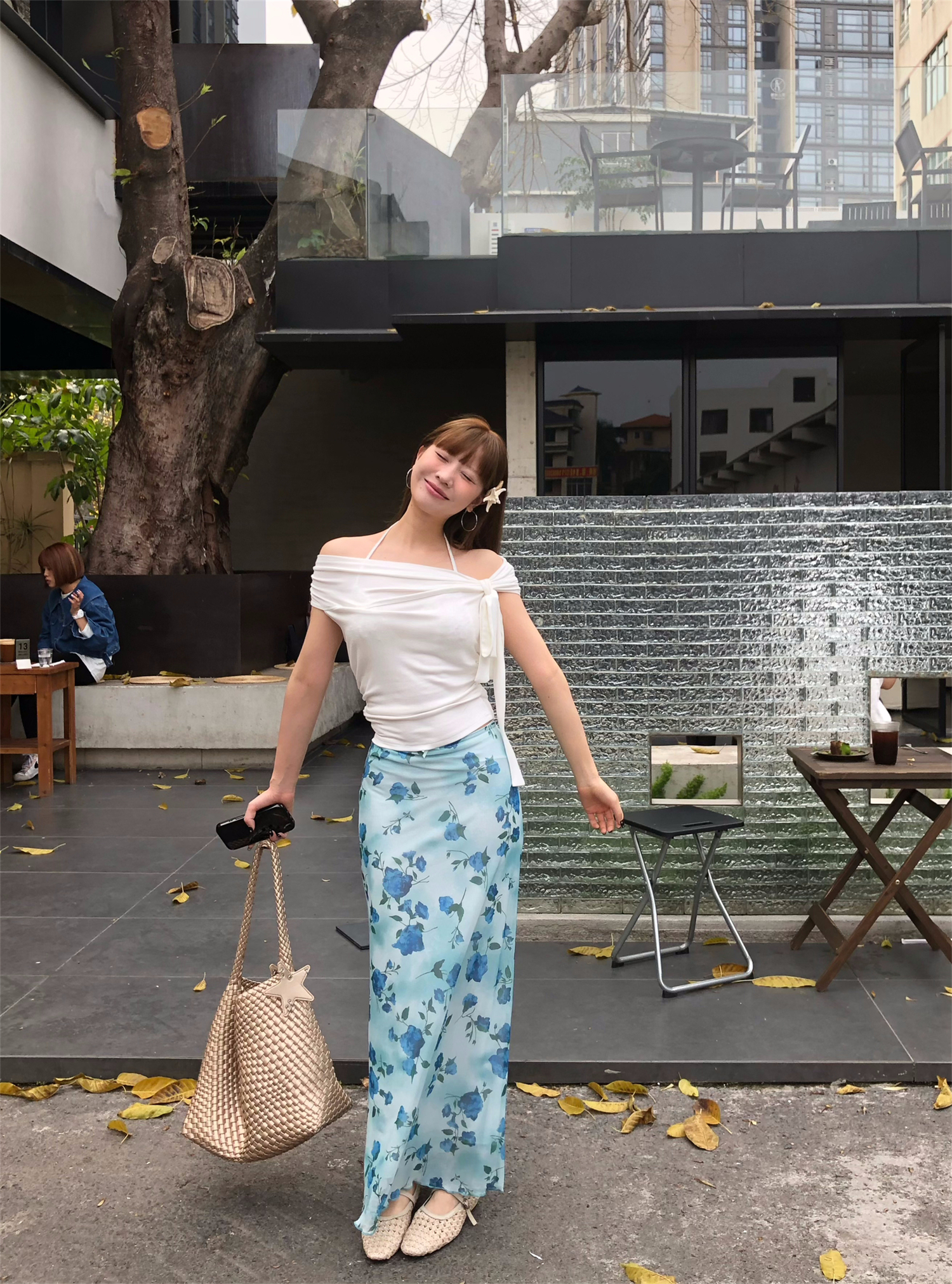 Real shot~ Korean temperament knotted one-shoulder top blue aphrodisiac floral mesh skirt suit