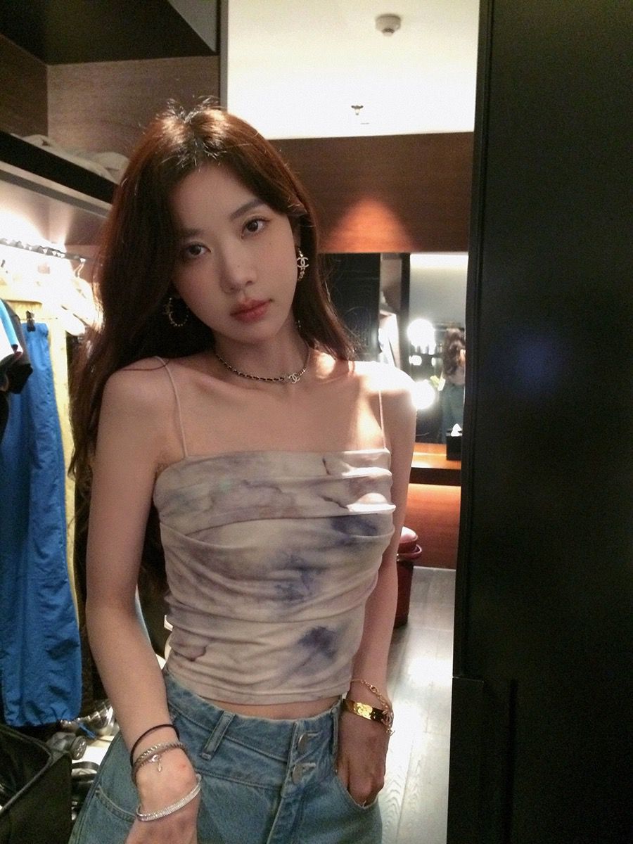 Zhang Beibei ibell elastic mesh art oil painting sense suspender women irregular design sense outer vest top