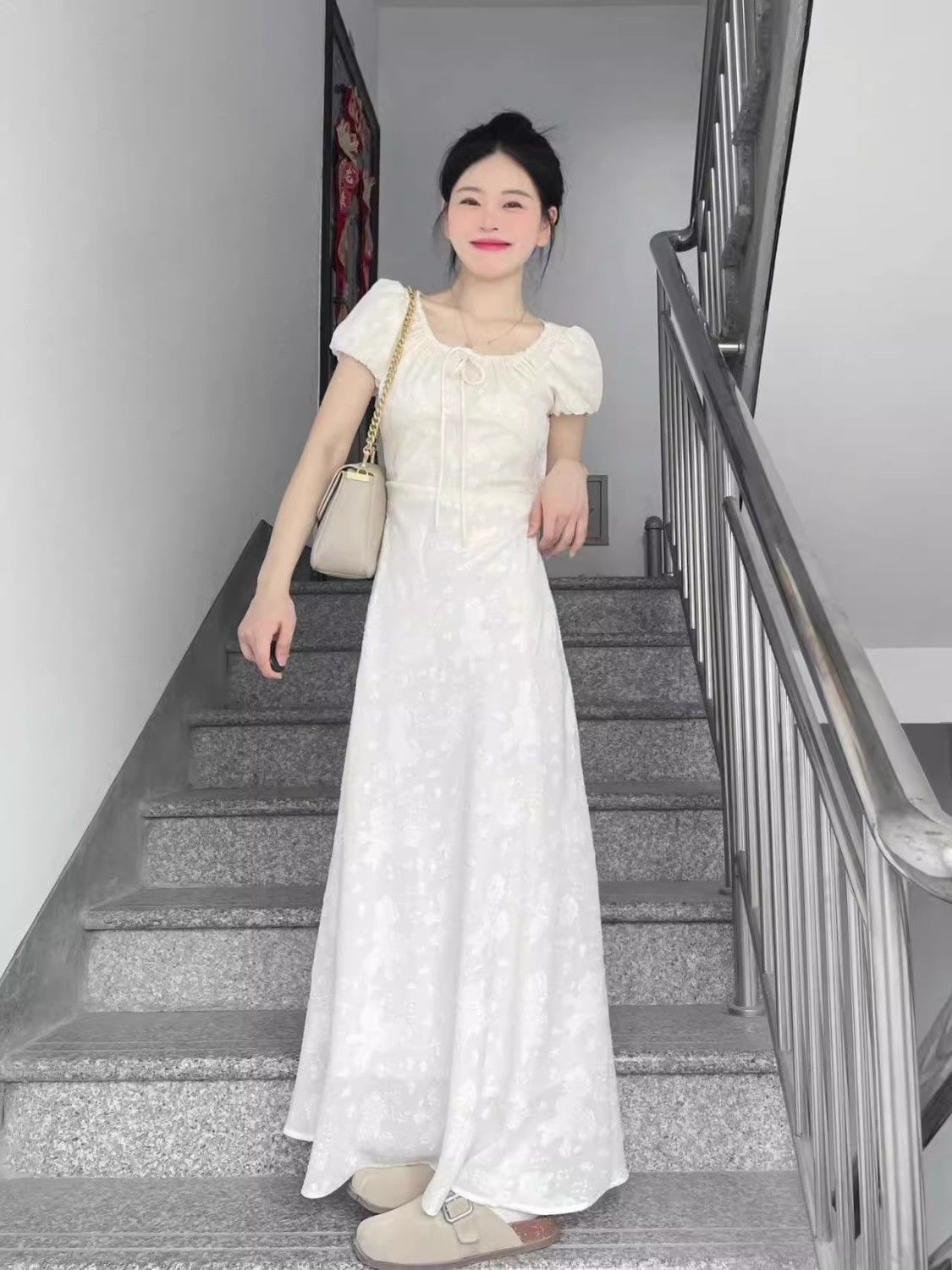French gentle style apricot color dress for women's high-end design and niche temperament waist-hugging long skirt summer