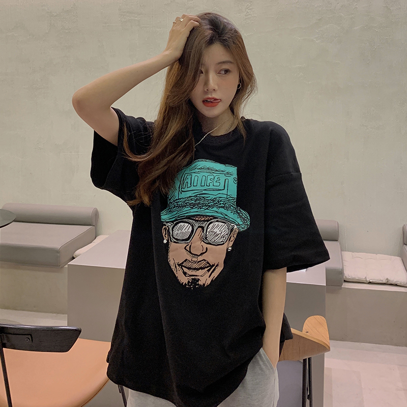 Real shot of 200g pure cotton 2025 spring and summer retro portrait print loose medium length versatile short-sleeved T-shirt for women