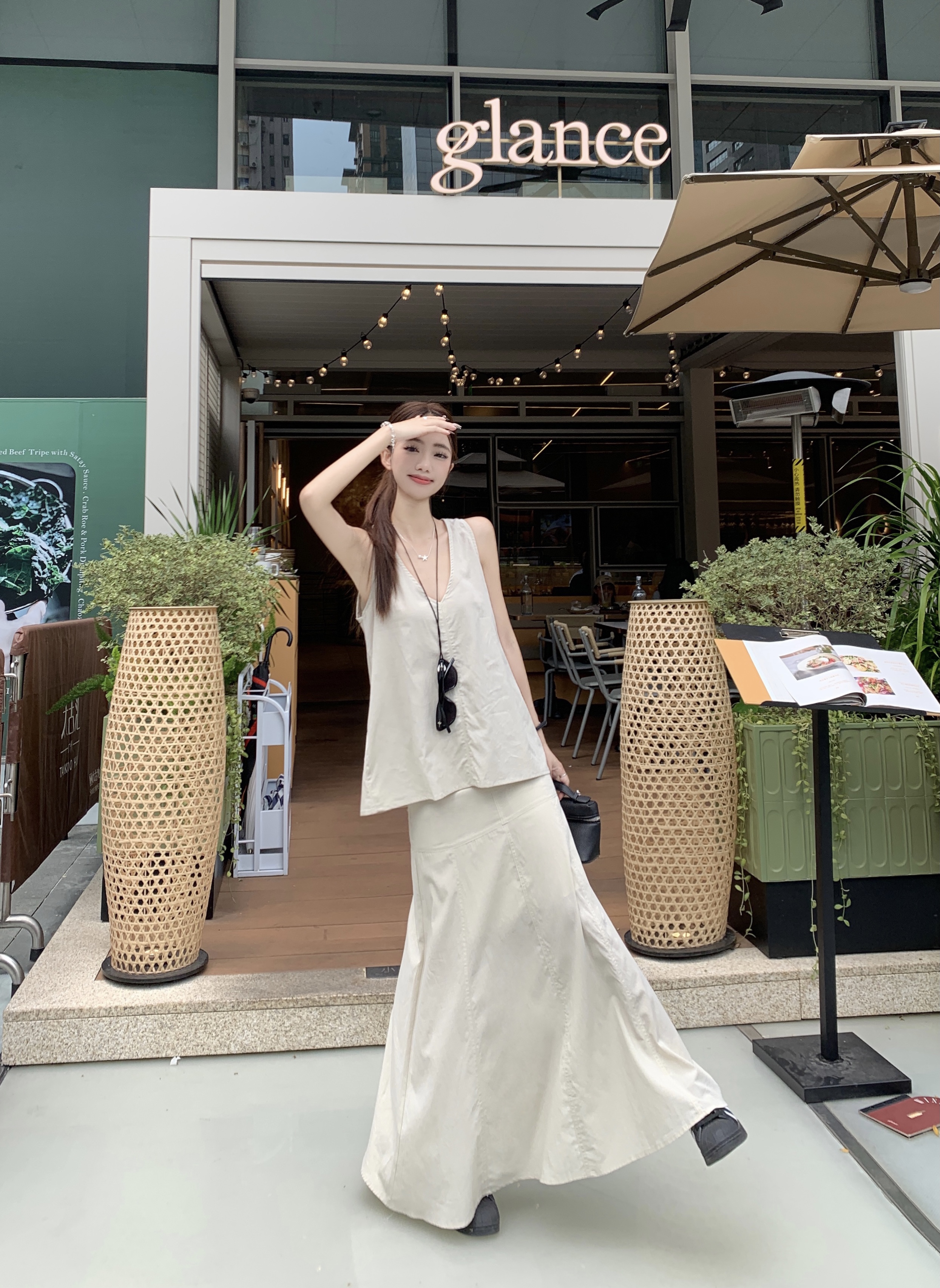 Real shot~ Temperament slim suit for women V-neck vest top high waist mid-length skirt two-piece set