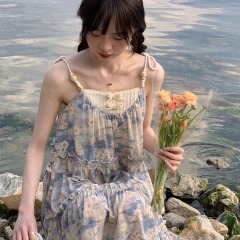 Small spring and summer suspender dress for women in summer new French sweet fairy seaside vacation oil painting style skirt