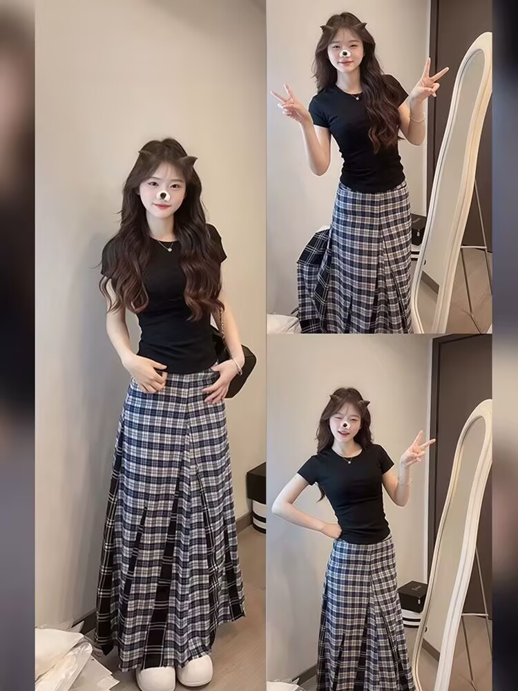 Black round neckline slim waist, slim and slim shoulder short-sleeved T-shirt chic Korean top for women 2025 new summer