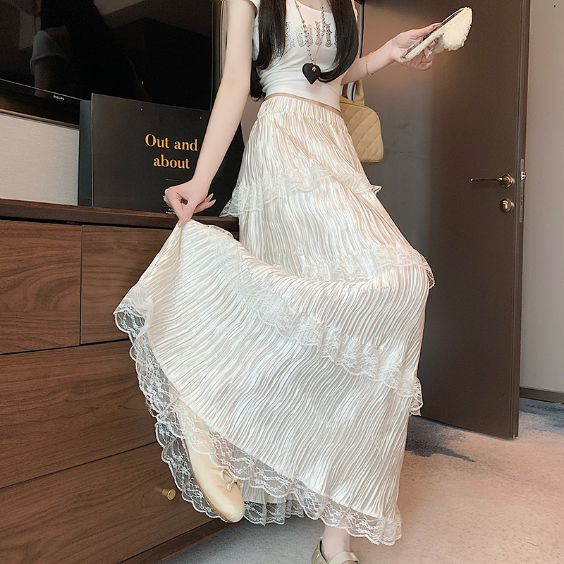 Real shot Korean texture satin pleated half-body skirt gentle style spliced ​​lace cake skirt