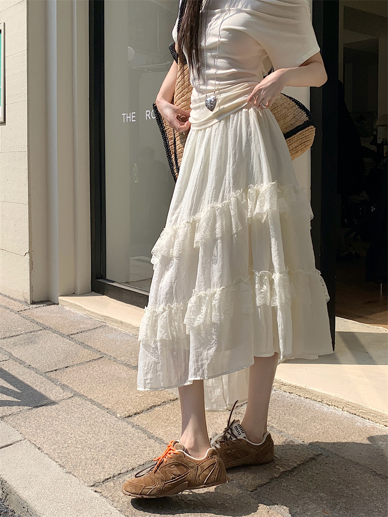 Real shot design sense French apricot spliced ​​lace cake skirt summer age-reducing irregular midi skirt