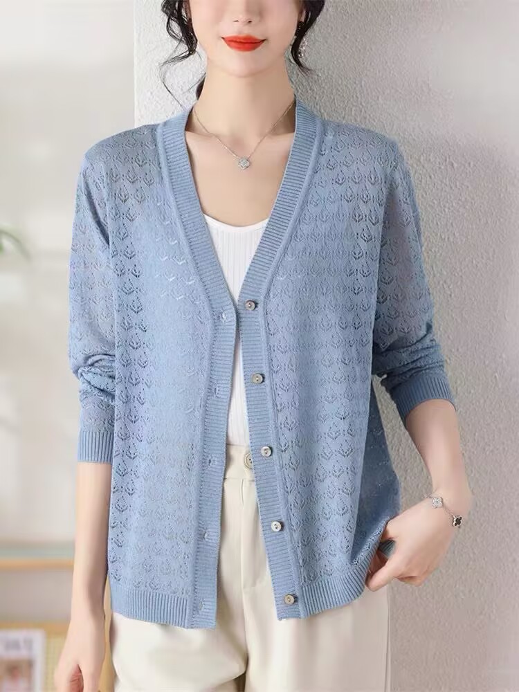 Middle-aged mother hollow ice silk sweater women's long-sleeved sunscreen cardigan summer large size mulberry silk outer air conditioning shirt