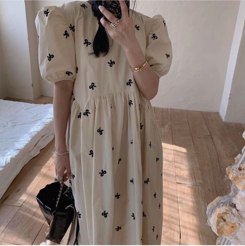 韓國東大門甜美減齡圓領蝴蝶結印花設計寬鬆中長款泡泡袖連衣裙女