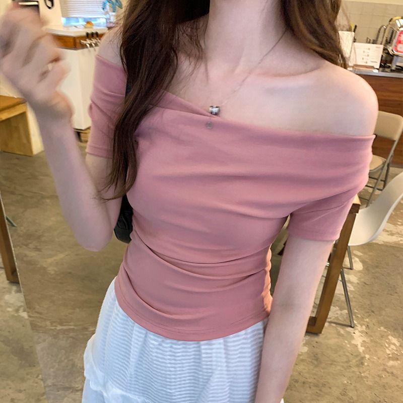 ~莫代爾人棉 設計感盪領一字肩T恤女夏修身辣妹露肩短款上衣