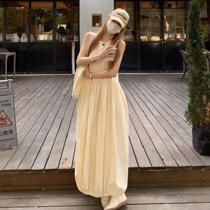 Gentle style French waist vest dress for women with summer temperament slim design hem drawstring off shoulder long skirt