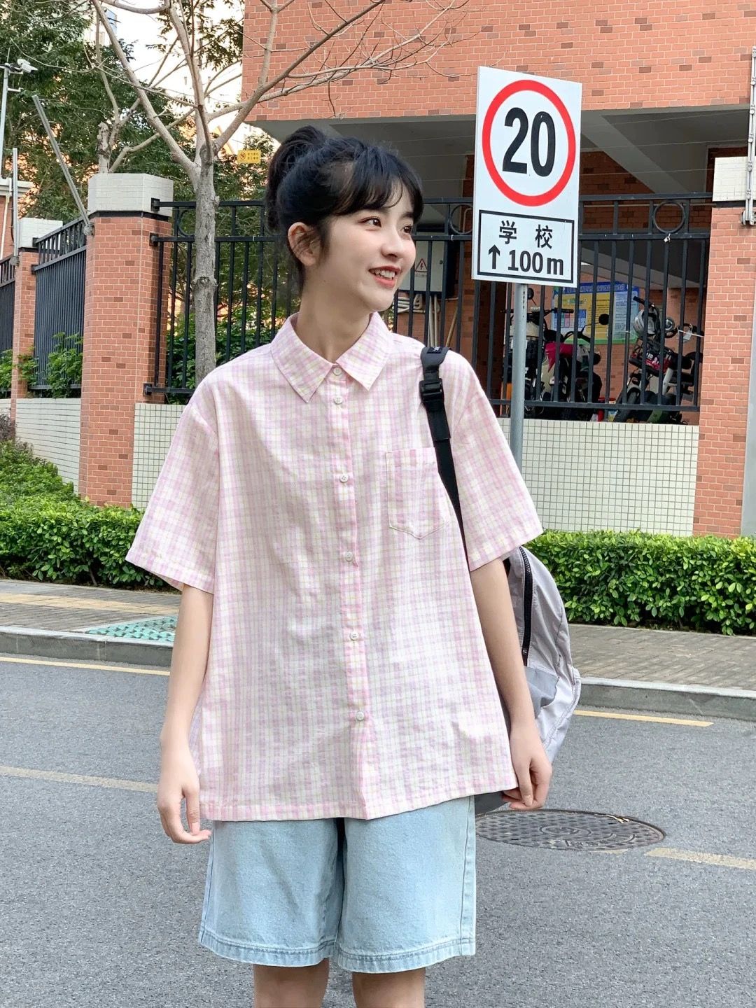 原版甜美粉色格子短袖襯衫女夏季港味寬鬆襯衣Polo領開衫上衣
