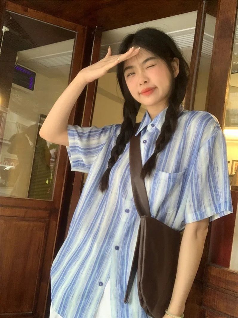 新款藍色豎條紋短袖襯衫女2025夏港味復古韓版寬鬆休閒襯衣